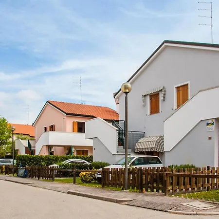 Mediterraneo Apartman *